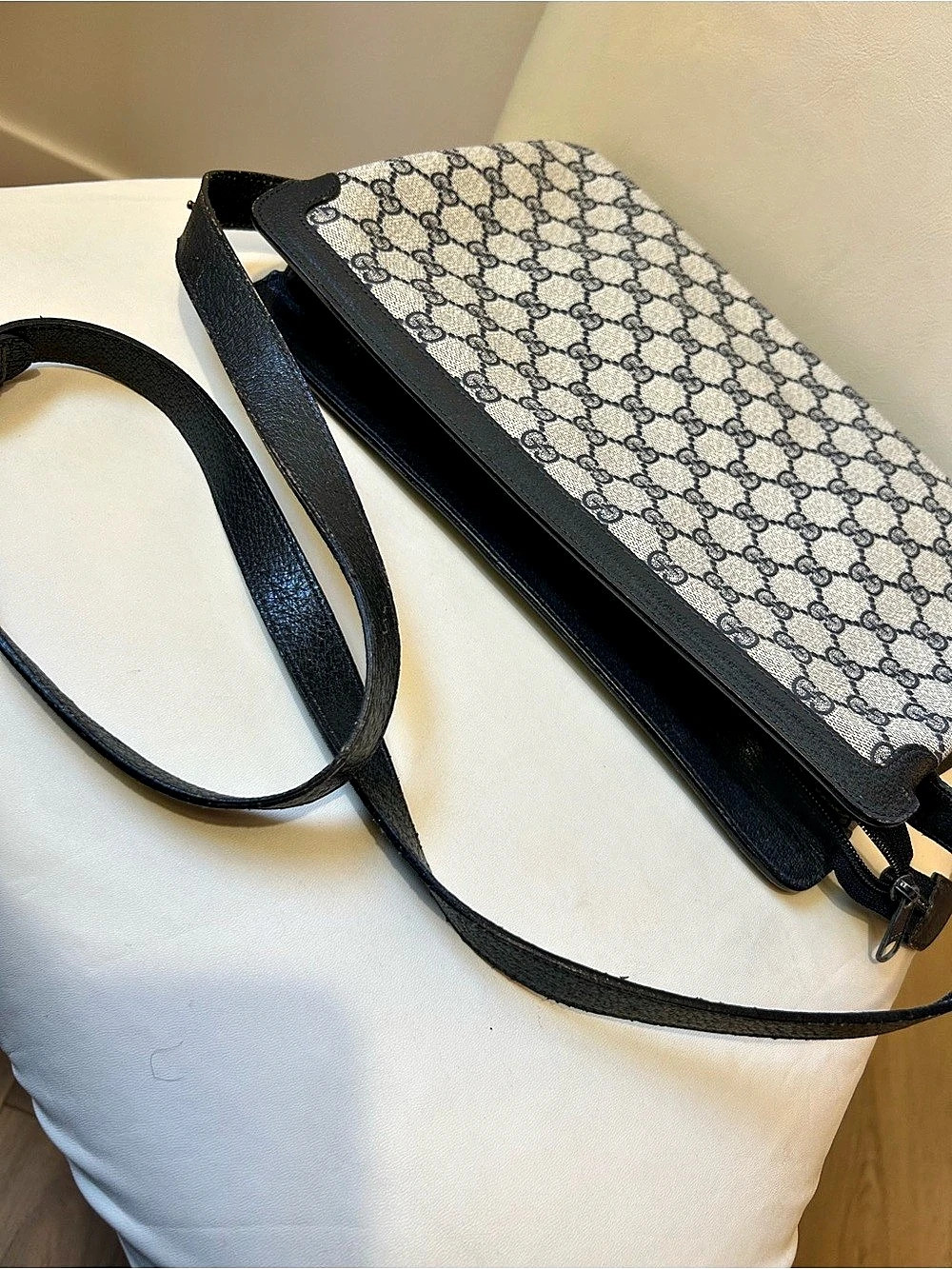 Gucci Vintage GG Supreme Navy Web Stripe Shoulder Bag Blue & White - Picture 10 of 16